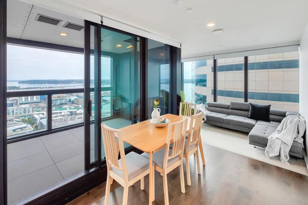 Amazing Harbour, Skytower And Rangitoto Views Lägenhet Auckland Exteriör bild