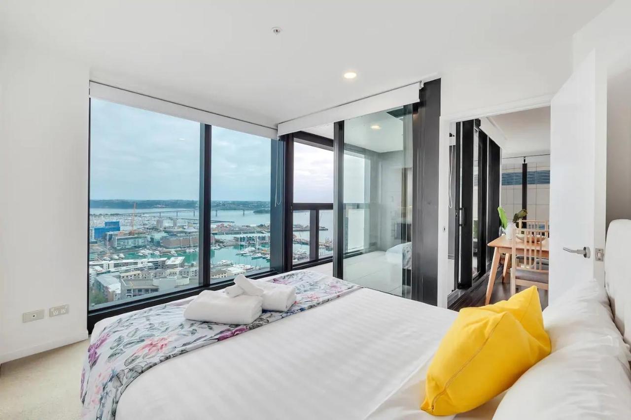 Amazing Harbour, Skytower And Rangitoto Views Lägenhet Auckland Exteriör bild